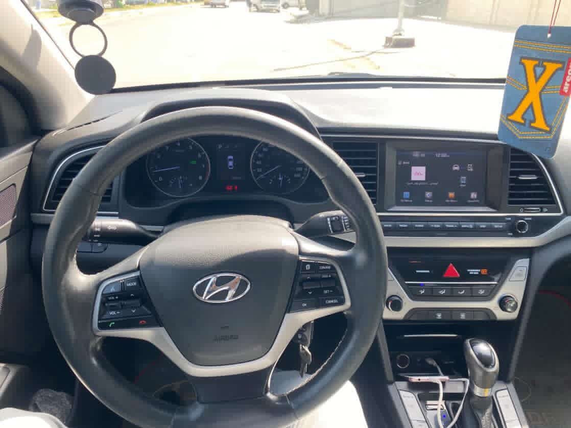 كل عام وانتو بخير 
الي يدور جديد هذا الجديد كدامكم خلقة واخلاق

النترا ٢٠١٧ محرك٢٠٠٠ دوش 
بدون ضربه بدون صبغ بدون بارد فقط حادث امريكا باب سائق ومبدل نفس لون مطابق شرط حتى مابين 
ماشيه ١٣٢ الف كيلو وارد كندي 
ايرباكات كلها كفاله سليمه وغرفتها جديدة كلش واستخدام شخصي / سپير والعده بعدهن مال وكاله ما نازلات
تحكمات ستيرن وشاشه كبيرة لمس 
ادامه كامله جديدة ومنظومه زينون عالي ناصي اصل
تدفئة كشنات اماميه تدفئة ستيرن لايت عدسة كامره خلفية 
رادارات خلفية جوانب 
تبريد ثلج خير من الله 
سياره جاهزة ع اخر حباية 
رقم اربيل الجديد وبأسمي تحويل مباشر 
للبيع فقط ب١٢٧ وبيها مجال انشاءالله 
مكاني بغداد الشعب
***********
