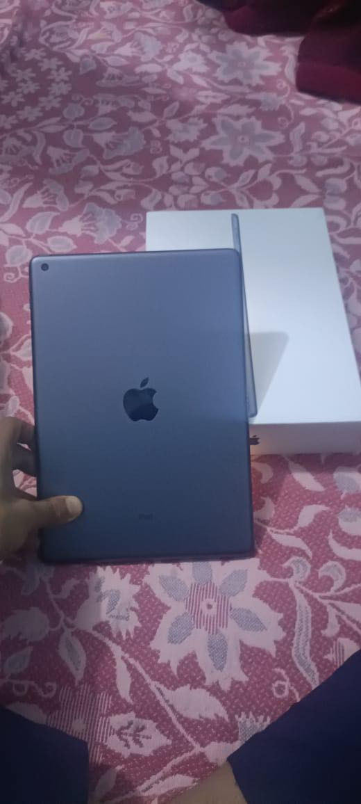 سلام عليكم
ايباد 9 ذاكره 64 بطاريه 100 ما امبدل اي شي نضافه 99/100 اريد امراوس اشعدك نزل مكاني السماوه وتساب ***********
