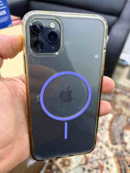 ايفون 11 برو ماكس ذاكرة 256 كامل ملحقات كيبل اصلي وشاحنة اصلية كارتونة مطابقة بطارية 79 ويا  كفرات 3

الجهاز  وتر بروف مامفتوح كلشي بي بلادي ما مبدل وكلش شغال

رايدة 420 الف وبي مجال مكاني شهداء البياع 

للاستفسار ***********
