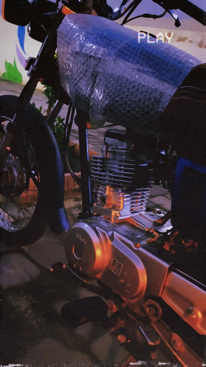 سلام عليكم دراجه اربعه كير شلامجه اصلي تعمير تعمير شاصي 13تعمير اصلي ما ناقصهه شي أوراق اصولي للبيع كربلاء حي العامل سعر 900وبيهه مجال لشرايه ***********
