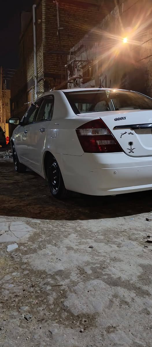 سلام عليكم 
سلام عليكم جلي موبل للبيع مديل 2013 سياره جاهزه وحلوه خير من الله محرك كير حداديه تبريد شغال شاشه لايت زنون تحويل ثاني يوم مكاني ناصريه مركز بيه بيبان ثنين مبدلات  شراي يتصل علا رقم *********** سعر 50 بيه مجال شراي
