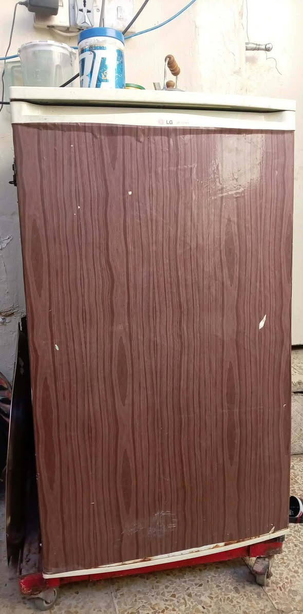 ثلاجه مكتبيه للبيع تجميد فول موجوده بل ايمن حضيرة الساده ..سعرها 30 الف


**إذا كنت صاحب هذا الإعلان وتريد حذفه لأي سبب، رجاءا أرسل رسالة إلى الدعم الفني**