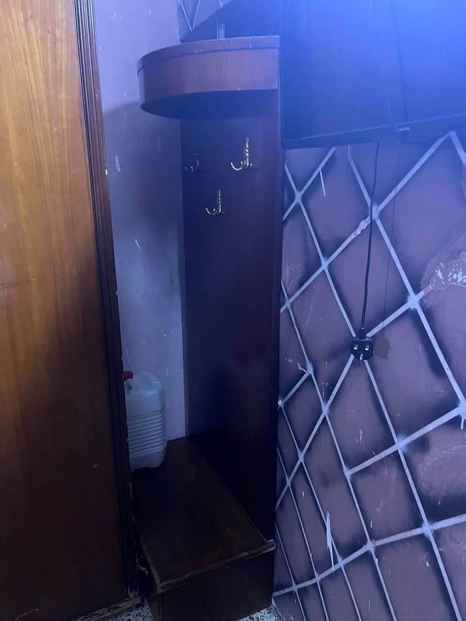 سلام عليكم غرفه للبيع مستعمله
سعر 125وبيه مجال 
رقم ***********
