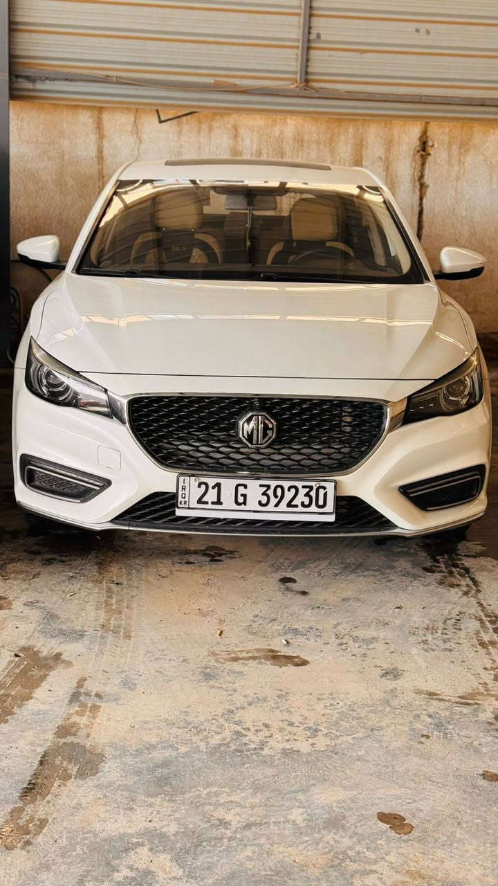 السلام عليكم mg ام جي موديل 2021 رقم سليمانيه الجديد حجم المحرك 2000 تيربو سياره مكفوله عدا الدوسه بس صبغ مثل مموضح بلصورا سونارها
مواصفاتها فول لمتدد  ويل كب 
ماشيه 50الف السياره جديده ونظافتها  خير من الله مابيها اي نقص عنوان السياره ديالى بعقوبه السعر ❗️ 120 ورقه بيها مجال بسيط الاتصال عل رقم ***********
