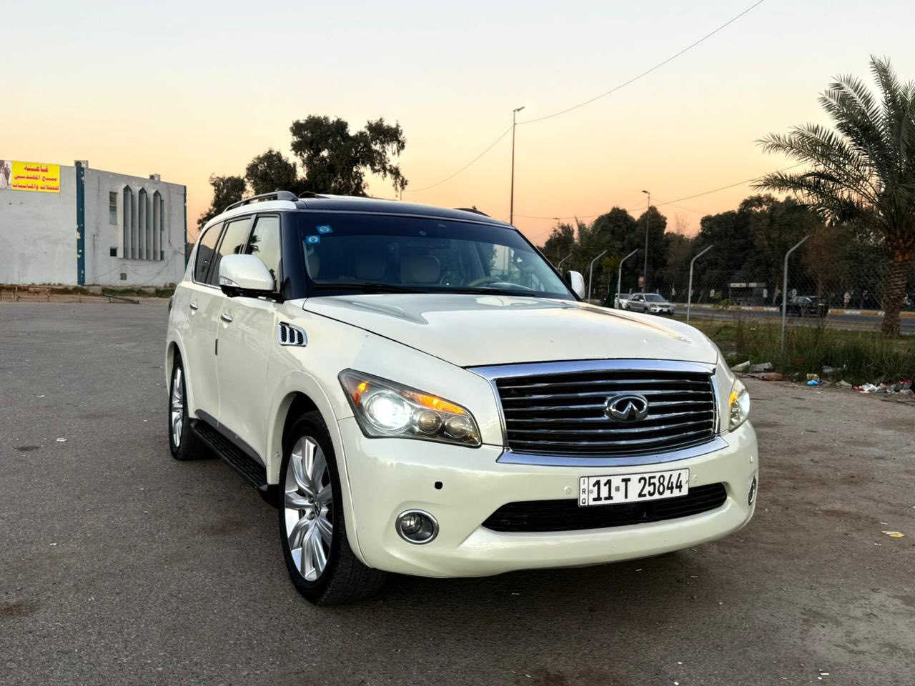 انفنتي QX56 موديل 2011 خليجية وكالة بسعر جدا مناسب

تحويل ثاني يوم رقم بغدا. انكليزي هزه جديد 

بدون حادث فقط صبغ جماليه بسبب تگشير الصبغ
لون صدفي ابيض لؤلؤي

مواصفات السيارة فول 1/1 اعلى فئه 
▪️رادار امامي
▪️كير مكينة تبريد كله كامل وشرط الشرط
▪️محرك 8 سلندر 5600cc 
▪️كراسي جلد + كهرباء (تدفئة )
▪️استيرن كهرباء 
▪️جنطة كهرباء
▪️ابواب بصمة 
▪️ مثبت سرعة 
▪️حساسات امامية وخلفية 
▪️نقطة عمياء
▪️4 كامرات 360 درجة 
▪️3 شاشات 
▪️ويل كب كروم ٢٢ انج
▪️فور ويل 4*4 + دفلوك 
▪️فتحة سقف 
▪️وضعيات قيادة متعددة 
▪️٦ قطع تبريد 
▪️مرايا كهرباء + اشارات جانبية .
▪️مصابيح متحركة  داينمك
وبعد بيها هواي مواصفات ما اذكرهن 😁
العنوان : بغداد   شارع فلسطين
السعر (((((( 137$ )))))))
باتري جديد
سيارة جاهزة  مجهزة وتراي وين ماتريد
للاستفسار اكثر الاتصال ***********
