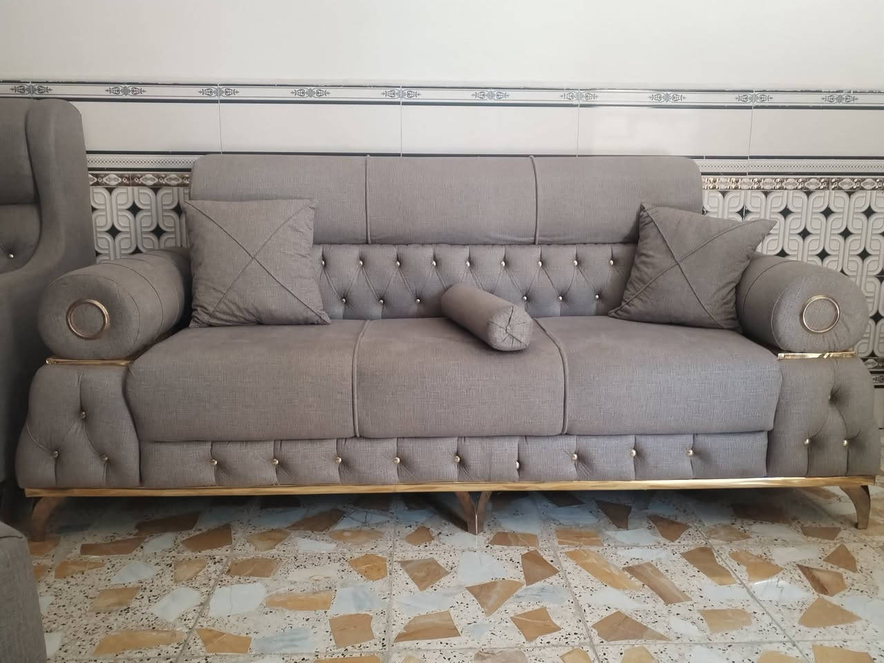 ✨ للبيع تخم قنفات كامل ✨
🛋️ 2 قنفات كبار 🪑 4 قنفات مفرد ☕ طبلة
 نظيف جدا وجاهزة للاستخدام 📍 
مكاني بغداد
للاستفسار خاص


**إذا كنت صاحب هذا الإعلان وتريد حذفه لأي سبب، رجاءا أرسل رسالة إلى الدعم الفني**