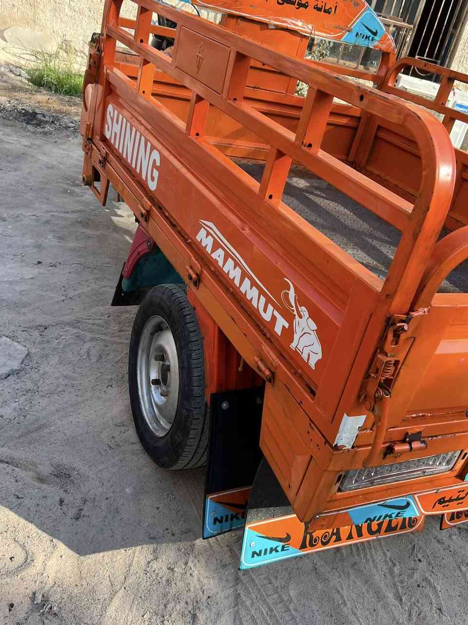 جمره فحل رقم ابيض مستلم سنويه باقي عل استلام ستوته جاهزه كهربائيات كلها شغاله نكره سلف ب٢٥٠٠وبيها مجال بصره ابو الخصيب***********
