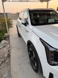 سورنتو ٢٠٢٤ • ٦ سلندر • رقم قادسية