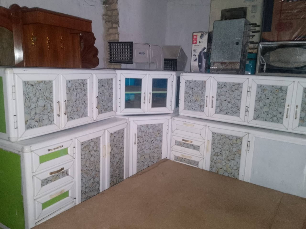 غراض منزليه للبيع العنوان دور نواب الضباط مقابيل السياسين للاستفسار اتصل على الرقم  ‏‏‪***********‬‏
