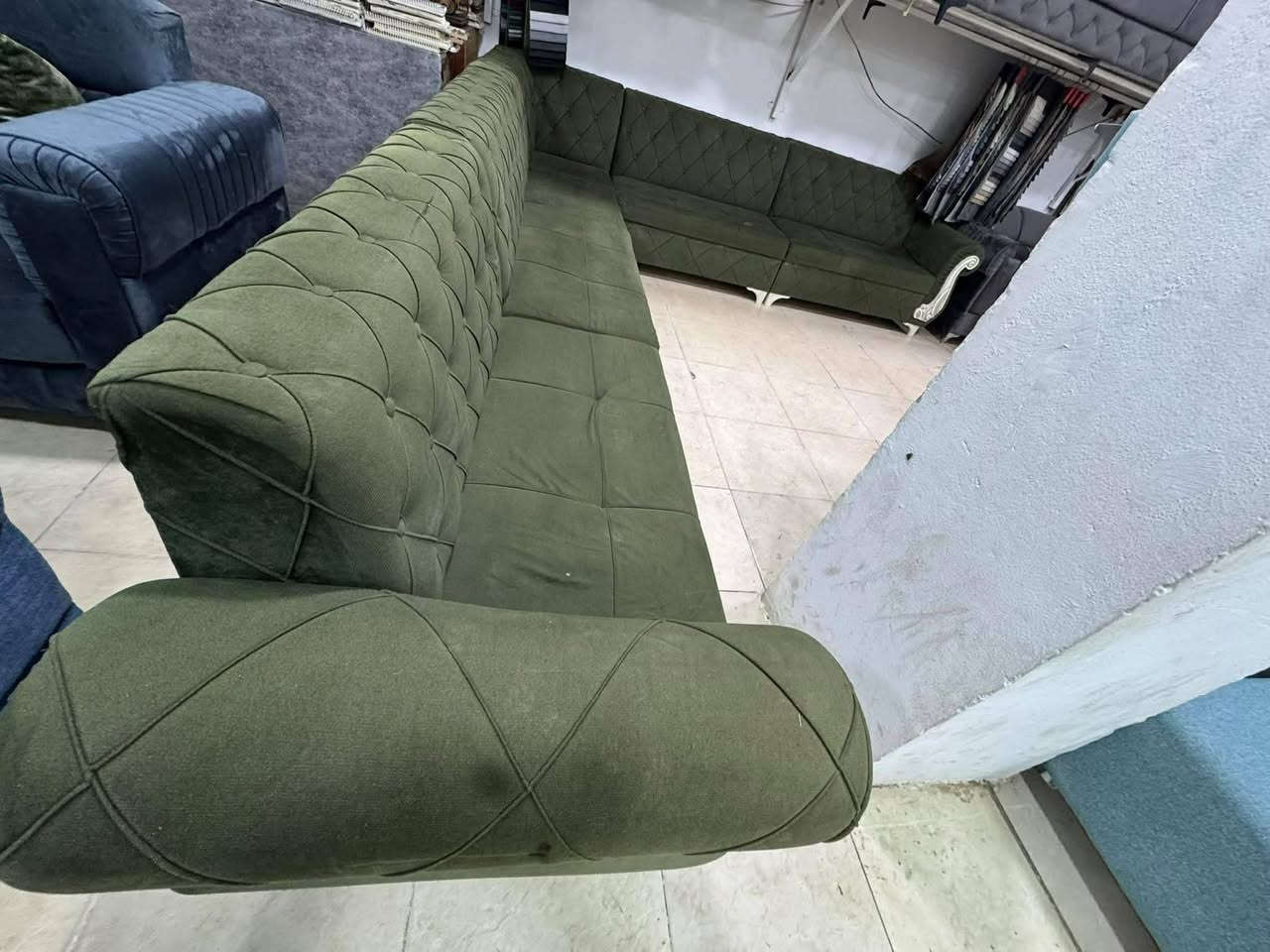 ديوان حرف ايل ١٠ نفرات سعر ١٨٥ شراي ينتصل ع رقم مكان ماسيكه***********
