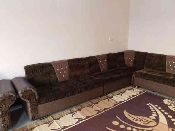 ديوان 7 متر سعر 140 بي مجال جربابه نفر واحد سعر 35 مع دوشك الشراي يتصل مكلف بنشر ***********
