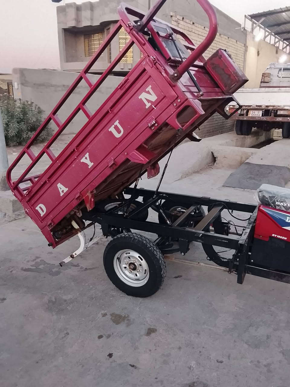 موديل 18 سعر 1600 بيهه مجال مكان بغداد مدينت الصدر اورق اصولي المصطفى كمرك مكفولة ***********
