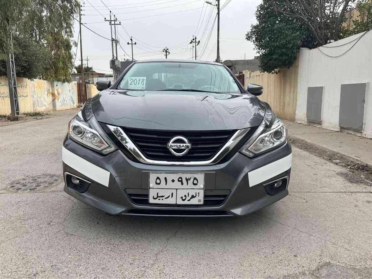 نيسان ألتيما وارد أمريكي موديل 2018 مواصفات SL لون نفطي محرك 4سلندر حجم 2.5 كير محرك شرط
حادث السياره جامرلغ او بنيد طرف سايق دواخل شي قليل بس رصعه خفيف شرط مواصفات سياره معروفه
كشنات جلد +هيتر + كهربائي
أستيرن هيتر او تحكمات شغال
مرايات اشارة
تبريد قطعتين
رادار أمامي 
رادار جانبي
شاشة كاميره
شغال عن بعد
بيبان بصمة
صندوك بصمة
داخل فورميكا
ويل كروم بلاد
سبير كروم بلادي 
لايتات ليد
بلوتوث+ اي واكس
سيارجاهزة تخم تايرات جديد تبريد تدفئه كهربائيات شغال للبيع فقط بدون مراوس شرط تحويل دفتربانزين بي مكان السيارة كركوك سعرالسيارة 123$بي مجال بصيط لطيبين 
***********
*********** كركوك, العراق
