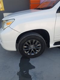 برادو ٢٠١٢ • ٨ سلندر • رقم بغداد