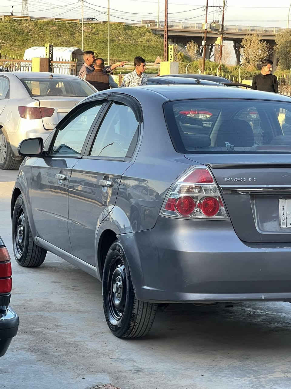 افيو أمريكي قطعتين صبغ موديل 2010
تبريد تدفئه صدر امامي خلفي كهربائيات كله بحاله جيدة سياره حلوه مال جناي 

السعر 62 ترهم بمقدمه البقيه مدة عادي وترهم مراوس ناخذ فرق ننطي فرق عادي 

سياره حلوه وبعد احلا من الصور 

سنوية 27 شرط تحويل فقط 

***********
