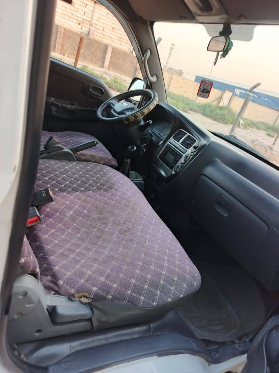 فحل للبيع موديل 2016  رقم بابل انكليزي  محجر محور 14 سياره مكفوله كفاله عامه السعر ١٣٥ وبيه مجال  بابل الحمزه الغربي للاتصال ***********
