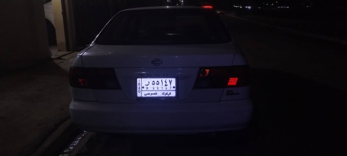 سياره نيسان صني للبيع موديل 1995 سعره 30 بي مجال رقم الهاتف ***********

