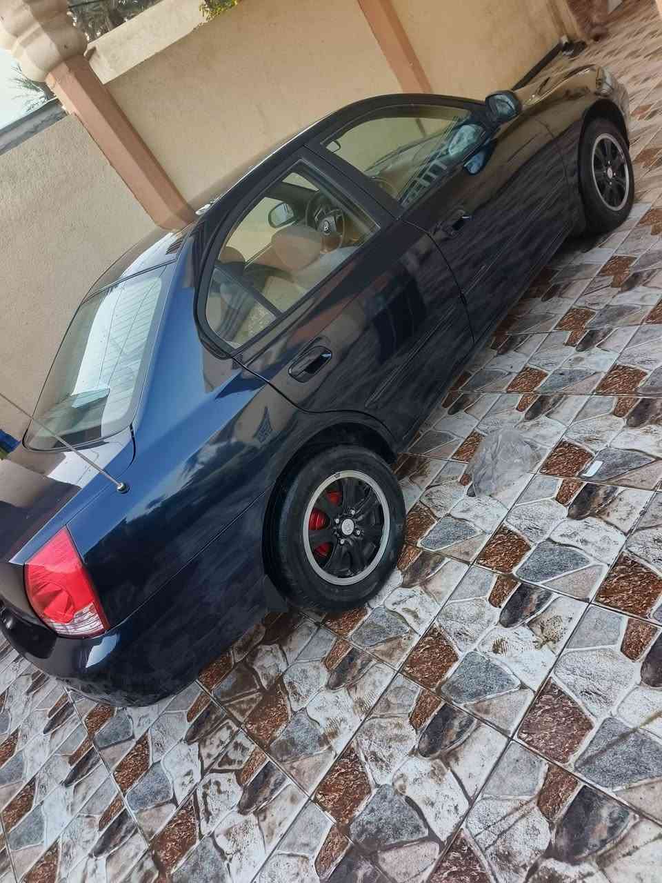 النترا 2005 امريكي رقم بغداد تحويل مباشر / هزه جديده / محرك 2000 جديد / كير اوتماتيك /  كهربائيات كلها شغاله مبيها كلوب طافي / صدر امامي خلفي / تخم تاير / غرفتها جديده جدا سياره جديده كلش مصبوغه عام جماليه فقط 
مكاني ديالى 
السعر ٧٣ و بيها مجال  للاستفسار الإتصال  
‏ *********** ‏
