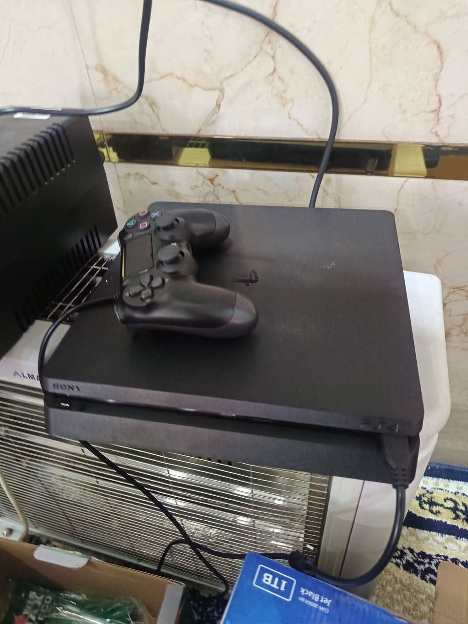 سلام عليكم بلي 4
البيع ستونب مشريه بعده بل كارتونه مالته ذاكره 500
جهاز نضيف مابيه شي وياه ثنين جوستك عاكسه وياه جاهز شوفت عينك رادع 265
***********
