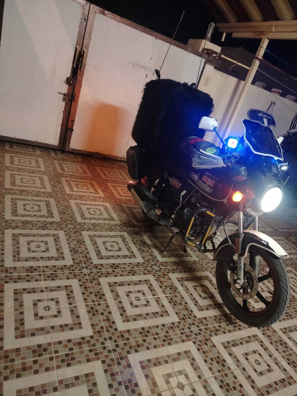 دايون موديل ٢٥ مرتبه ع اخر حبايه
كلها ع وضع الشركه برغي ممبدل بيها 
دراجه ربع متذب عليها كلها جاهزه 
سعرها مليونين ونص وبيها مجال
***********
