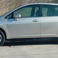 نيسان تيدا • ٢٠٠٦ • توماتيك