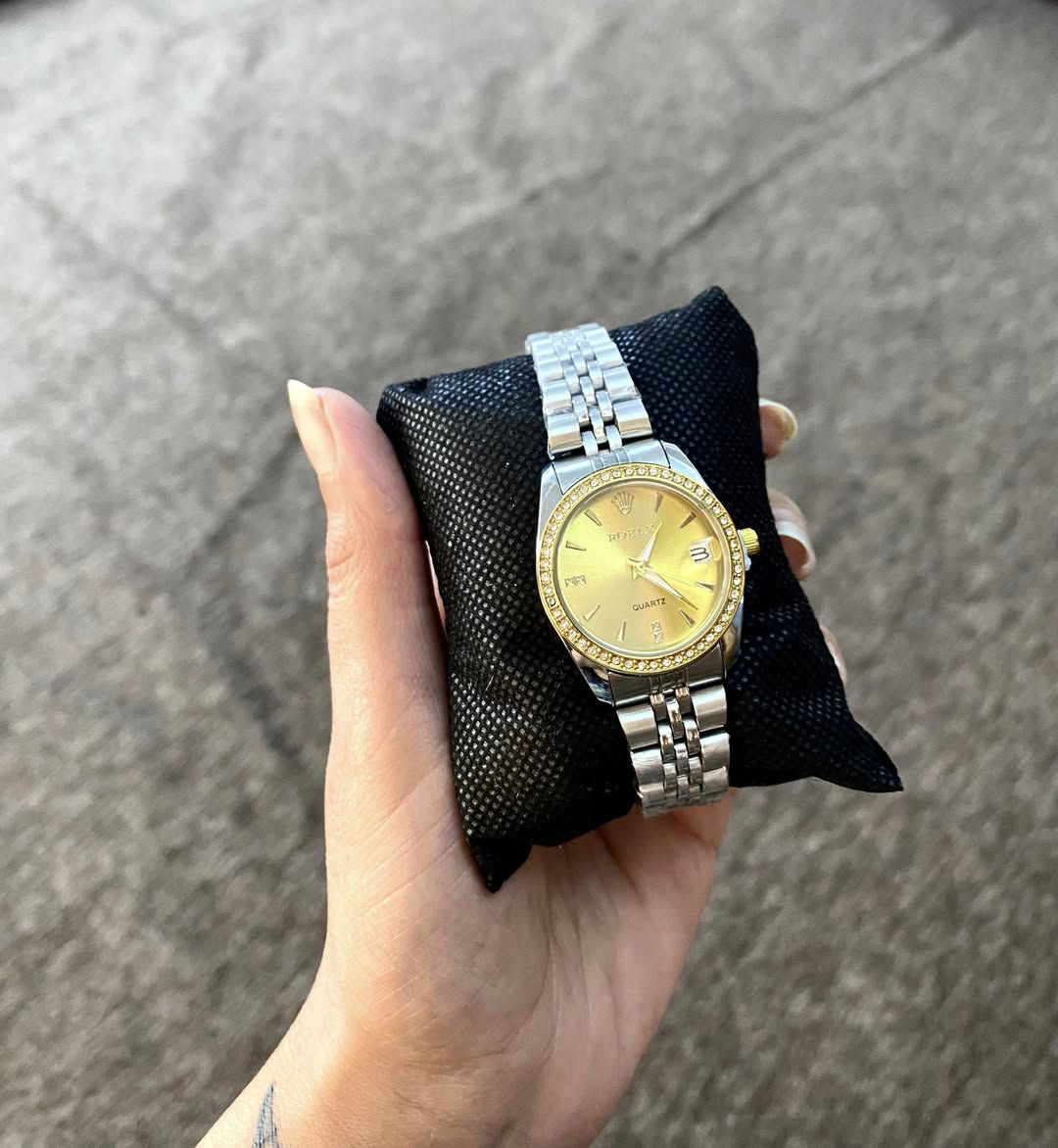 ساعات رولكس سير مقفول طلاء ثابت ومقاومه للماء  باسعار مناسبه للحجز واتساب‭٠٧٧١ ٦٢١ ١٠٢٨‬ 

ادمن وافق 🌷🥀
