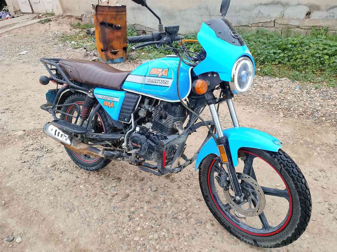 السلام عليكم دراجة دايوان كلاسك موديل 2023دراجة قوية غنية عن التعريف رقم صلاح الدين محرك  شرط مامفتوح ..السعر 1750وبي مجال جماعت ال1500مابيع رقمي ***********
