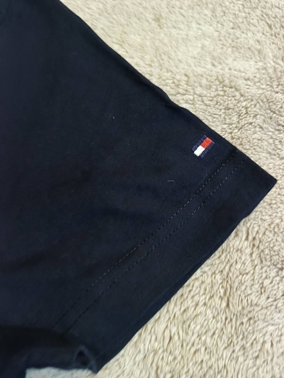 تيشيرت تومي هيلفجر
اصلي جديد ممستخدم
قطن ١٠٠٪ قياس لارج يلبس ميديم
للحجز مراسلة الصفحة


**إذا كنت صاحب هذا الإعلان وتريد حذفه لأي سبب، رجاءا أرسل رسالة إلى الدعم الفني**