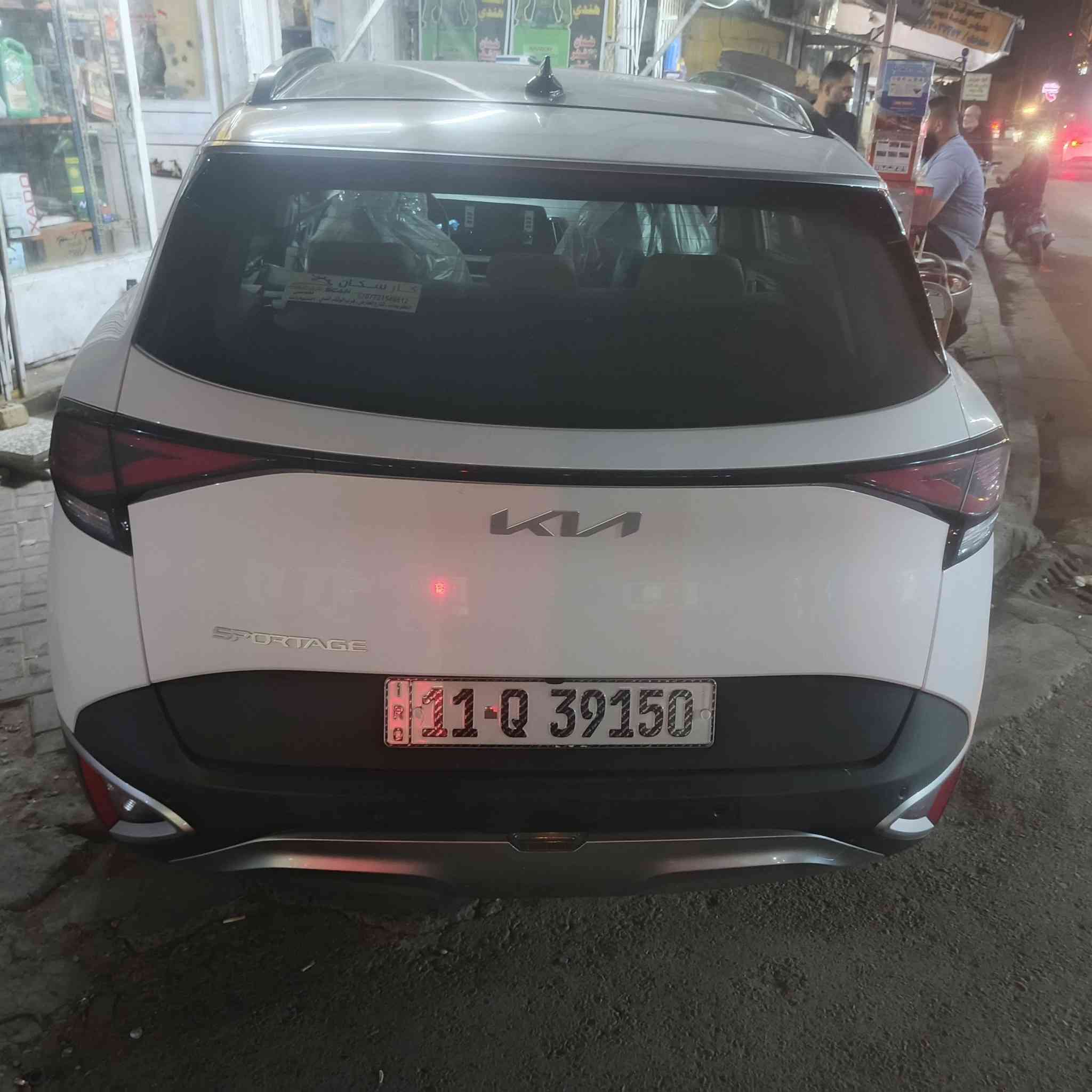 السلام عليكم من رخصه الادمن سبورتج ٢٠٢٥ اخت الزيرو ماشيه ١٠٠٠٠ فول مواصفات بصمه بانوراما تشغيل عن بعد صندوك. كهرباء فول الفول   السعر ٢٤٢  الاتصال *********** موجوده في الاعظميه
