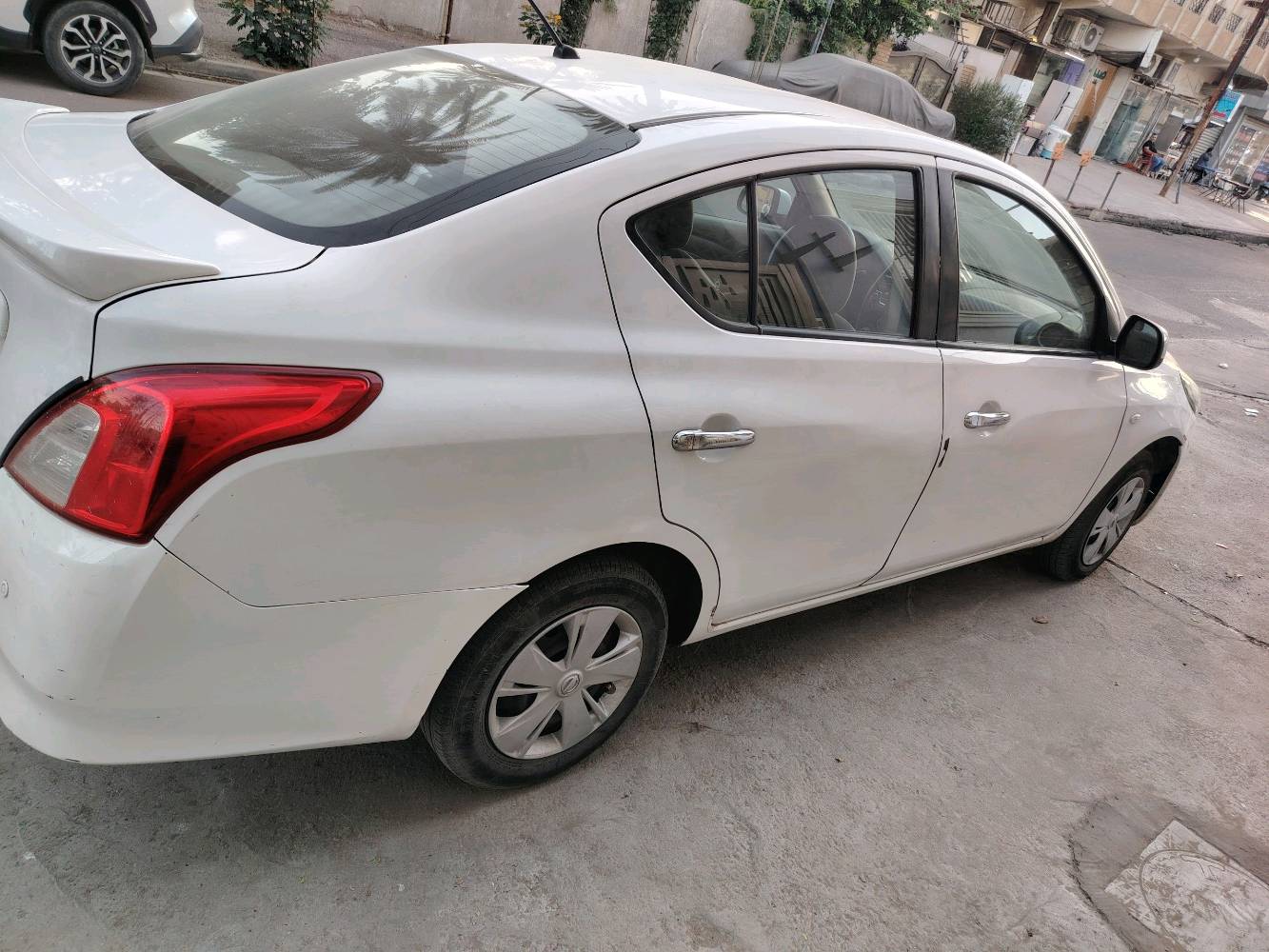 سني ٢٠١٨ هندي ماشيه ١٧٩ السيارة باسمي بيها بارد فقط التبديل ولا صبغ المكينه والمحرك خير من الله تخم تاير وحداديه جديدة 
تحويل ثاني يوم  