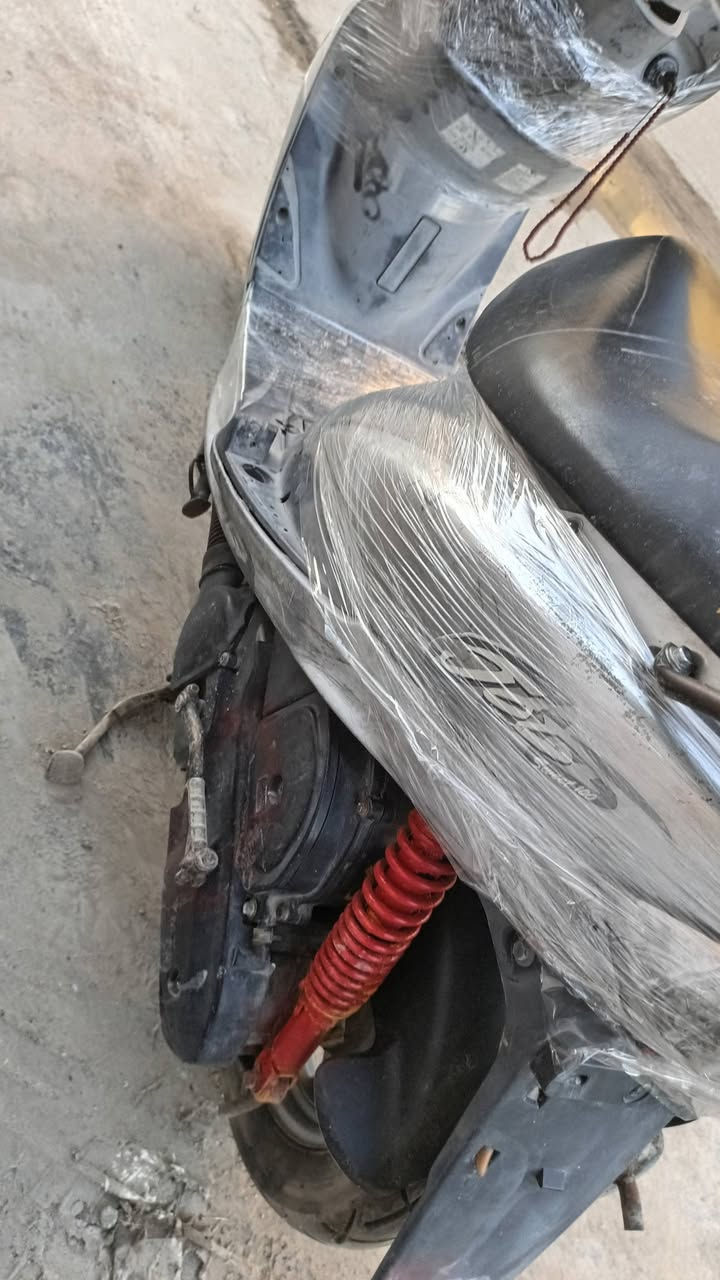 سلام عليكم حبايب قلبي دراجه مغولي للبيع نقص باتري 500وبيها مجال رقم***********
