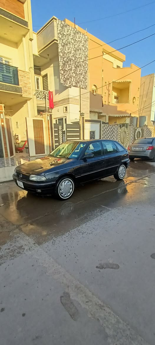 استرا للبيع حجم 16كير توماتيك سياره جاهزه رقم سنويا جديد كابون صبغ دوائر وسقف جماليه اي ضرر مابيها السعر 47الشاري يتصل ***********او ***********
