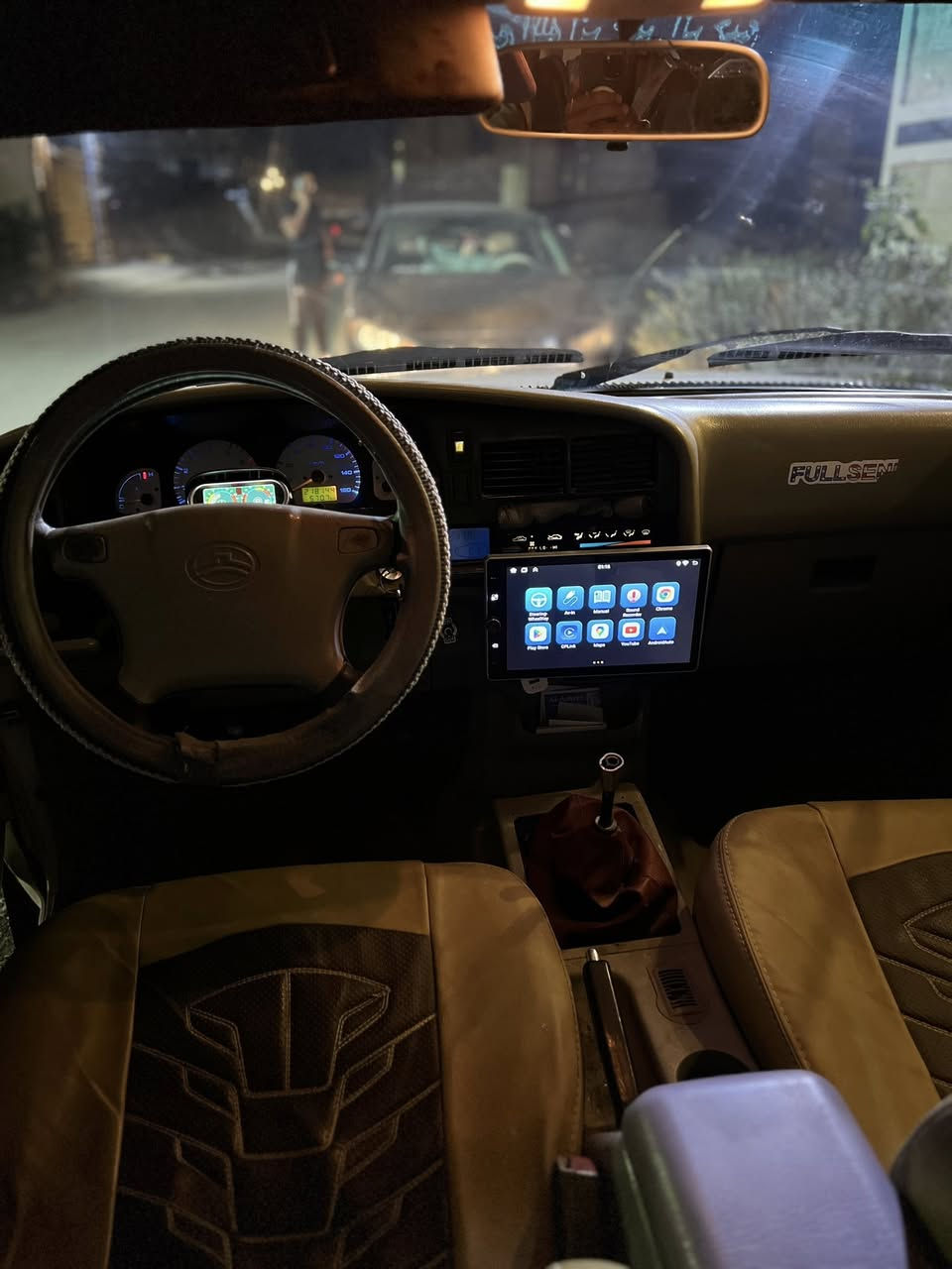 السلام وعليكم بيكم دير 2007سياره جاهزه تبريد شغال السعر 52 وبيهه مجال للاتصال ***********
