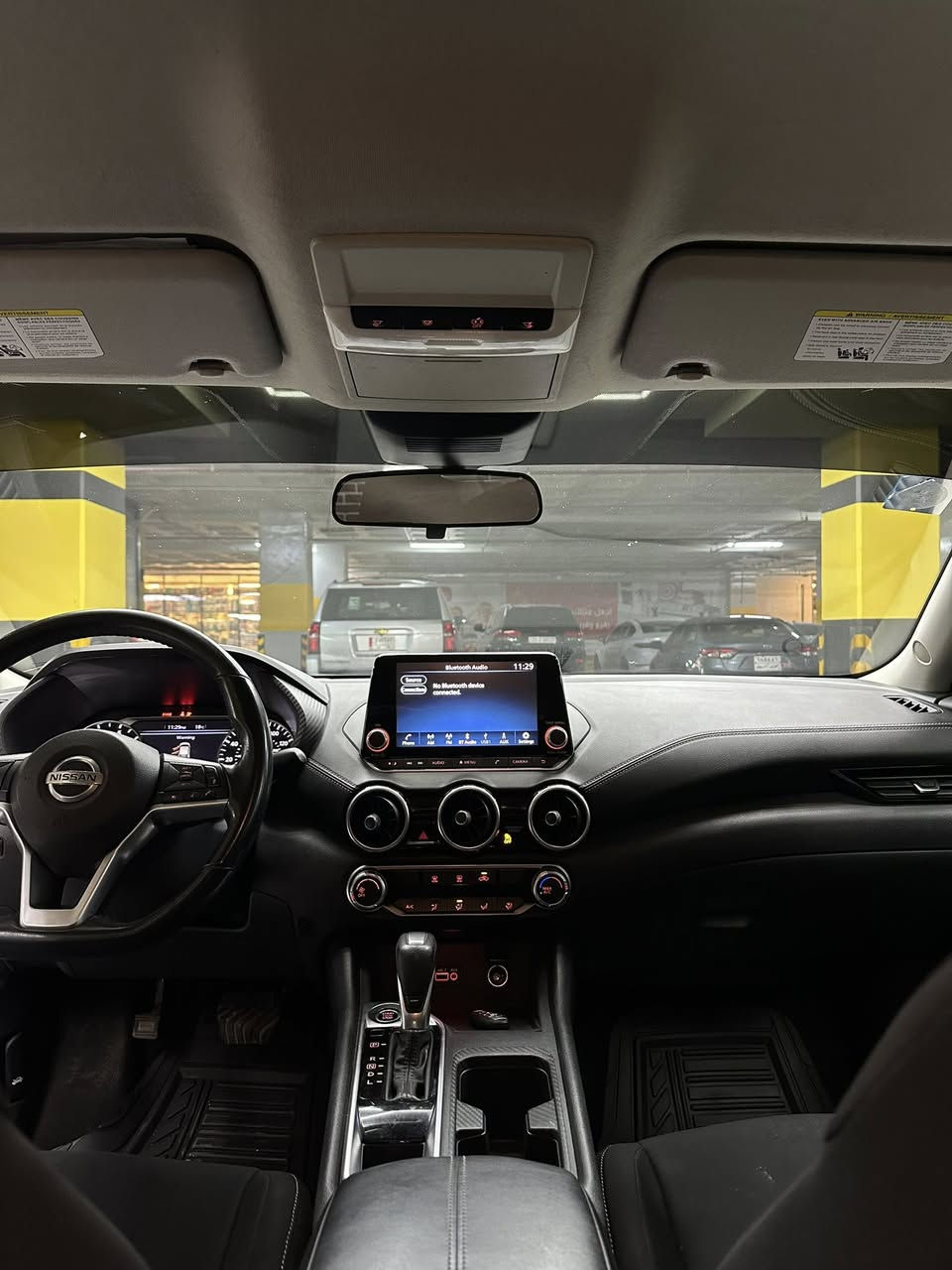 للبيع فقط 
سنترا موديل22 وارد امريكي داخل كفالة عامة كلين
فيها ضرر باب خافي في العراق فقط
سيارة مكفولة من كلشي وجديدة
رقم مميز وحلو


**إذا كنت صاحب هذا الإعلان وتريد حذفه لأي سبب، رجاءا أرسل رسالة إلى الدعم الفني**