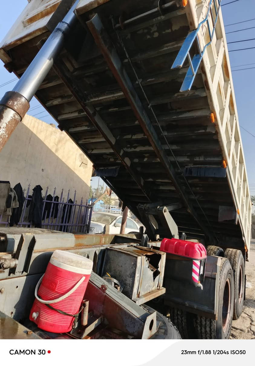 سلام عليكم فالفو اسرايليه موديل ٨٩مكفوله كفاله عامه مكينه على سحك استندر قماره قطرت صبغ مابيه تنكجيه دوشمه كهربائيات جديد السعر ٣٤وبيه مجال ***********
