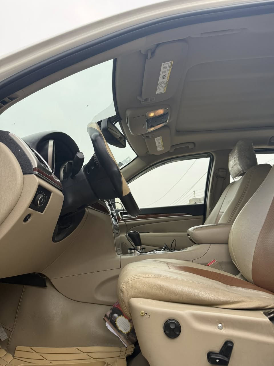 جيب ١١فول مواصفات لمتد بيه قطعتين جاملغ وبنيد فول بنوراما كشنات تدفه كراسي كهربائي فول مو اصفات مكانه الفلوجه سعر $165
***********
