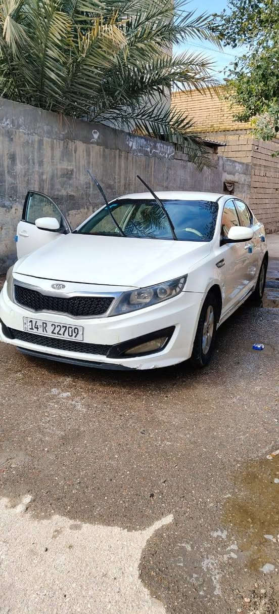 كي فايف 5
موديل 12
سونار موجود السعر 105 وبيها مجال  سياره بسمي حداديه جديده تخم تايرات جدد 
تبريد شغال
***********
