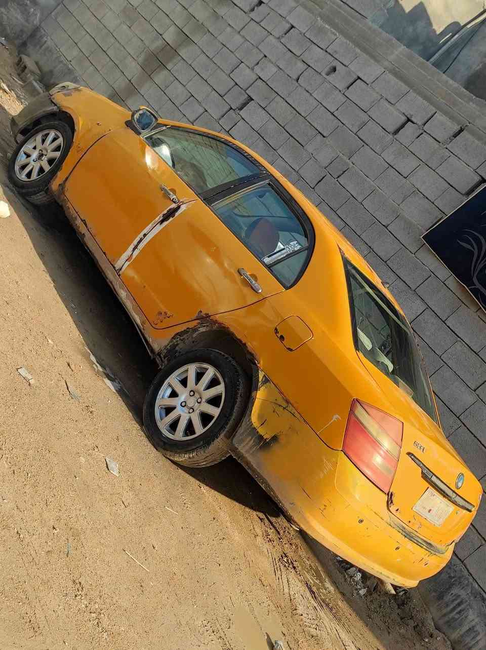 جيلي موبل رقم ميسان احمر موديل 13 محرك وكير بلادي حداده جديده تايرات نضاف سياره شغاله وجاهزه السعر 7 مجال قليل بصره 
***********
