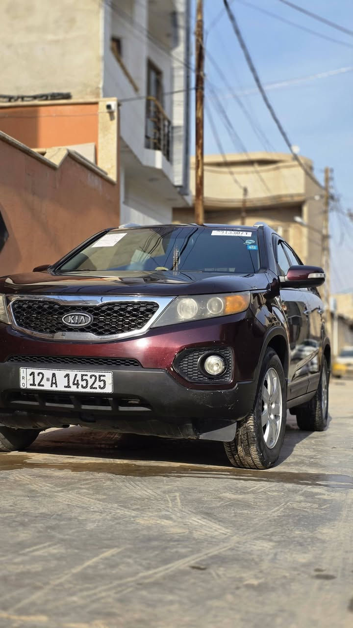 السلام عليكم سورنتو للبيع موديل2012 سياره امريكي كلين بدون ضرر وبدن صبغ كابو بانزين سياره ابأسمي تحويل ثاني يوم مكينه السياره6V 3500 طخم تاير جديد المواصفات نص فول تبريد قطعتين مكان السياره موصل الايسر السعر المطلوب 160$ وبي مجال رقم الموبايل ‭0773 967 3401‬
