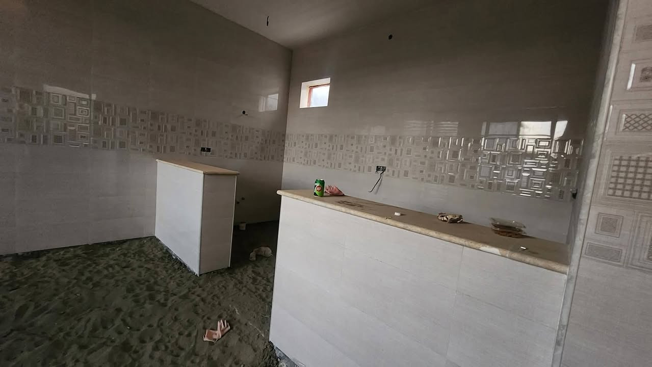 🏡 بيت للبيع في منطقة الشراع جهةاليسار 👇 سعر مناسب 👇

✅ مساحة 310 متر
✅ شارع 10 متر
✅ طابو صرف

✨ مواصفات البيت:
🔹 استقبال
🔹 هول 
🔹 صالة
🔹 مطبخ حار / بارد
🔹 غرفتين نوم
🔹 مجمع صحيات داخلية وخارجية

📌 البيت ناقص الأرضية والواجهة فقط

📞 للاستفسار أكثر:

***********

