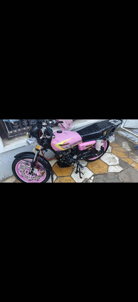 سيفان لون مميز  2025 قبل شهرين  بعدها بجيسها طالعة من الوكيل مكينة سودة دبل دسك كلج عنبارر عداد الكتروني بيع

875 قفل من الاخير  
مكاني حله مركز 
***********
