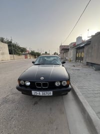 BMW525iمحرك فل السياره اصل وفصل سياره جاهزه من كلشي نضافه فول سنويه بس...
