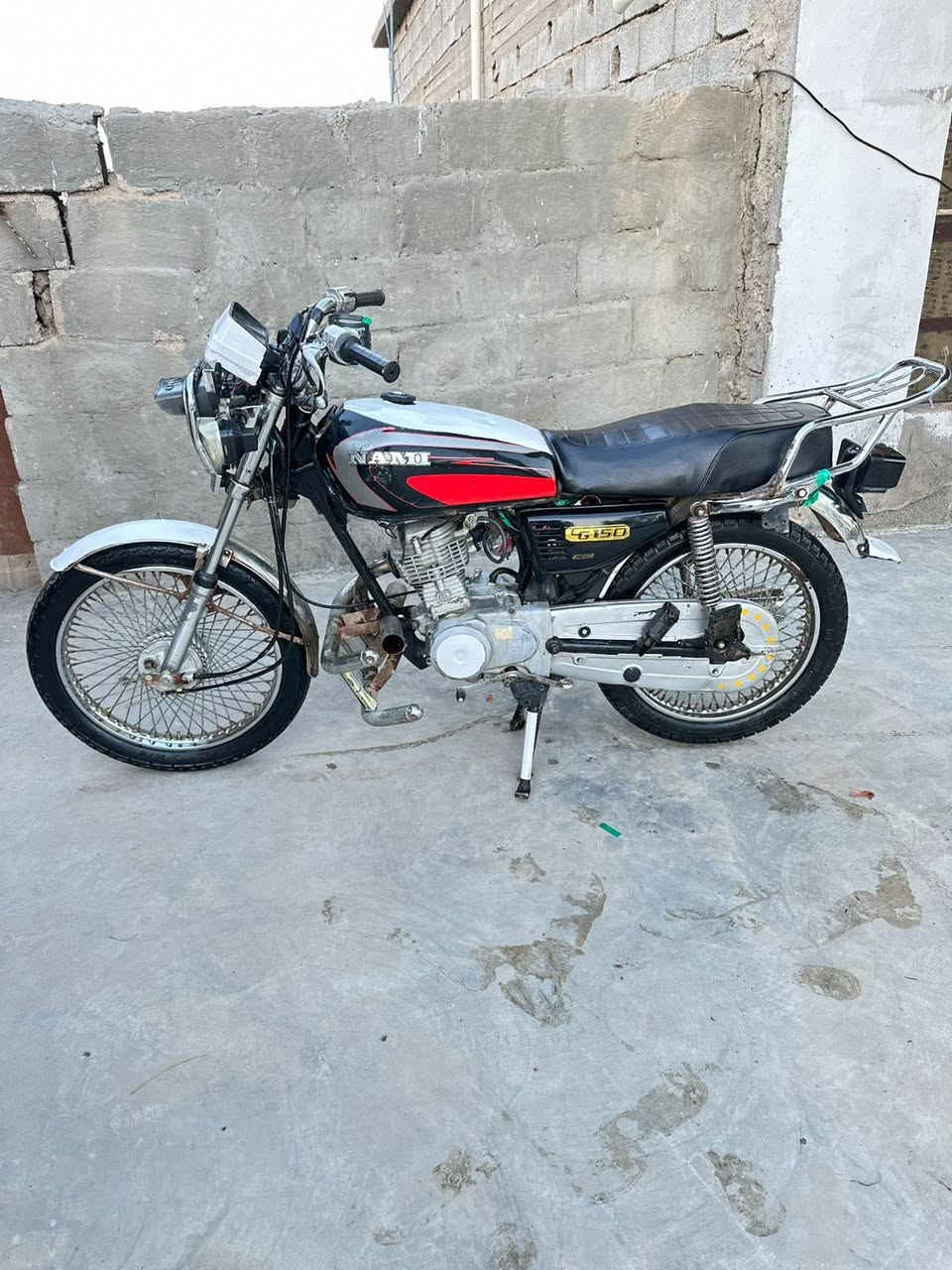 السلام عليكم دراجه نامه للبيع 2020  كهربائيات كلهه شغال أوراق ضايعه مكفوله من سرقه اسوي مكاتبه اذا تريد  مكان دراجه ديالئ ناحيه الوجيهيه قرب تقاطع الجيزاني سعر مناسب الشراي يجي خاص


**إذا كنت صاحب هذا الإعلان وتريد حذفه لأي سبب، رجاءا أرسل رسالة إلى الدعم الفني**