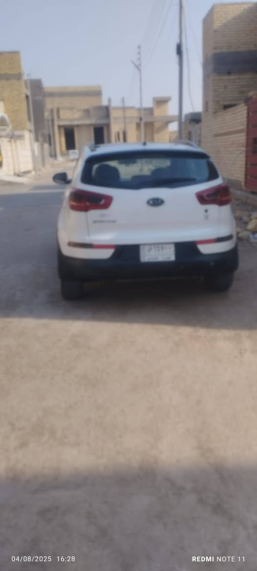 سياره موديل 11كير مكينه كفاله تخم تاير تبريد شغال بيه صبغات وطكه سعر 110بيه مجال ***********
