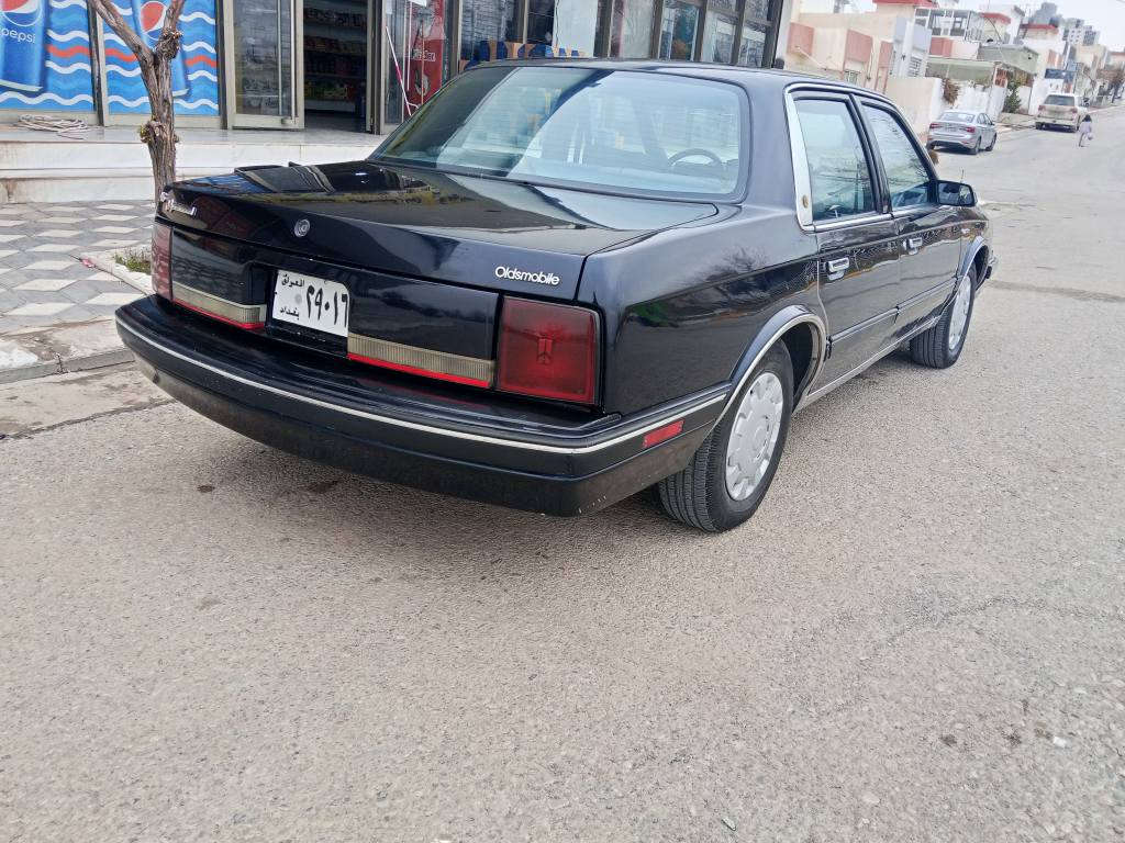 ئولدز موبیل       1990  توماتیک     ئارم بلاستیک سلیمانی    دە عامی بو دە عامی بە شە رت      نوقسانی و 1گە لا ببرە وە ک سفر وایە     ناو دەری لوک بو جوانی کامڵ بە مبە سعری37معامە لە گورینە وە ش ێە کە م *********** السليمانية, العراق
