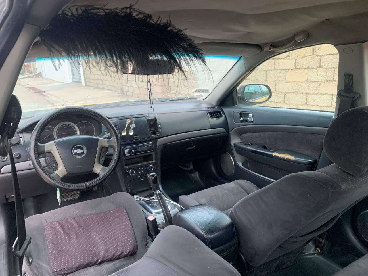 سلام عليكم
شوفر ابيكا 2007 
للبيع او مراوس 
بيها بنيد ابدل وضربه بل جاملق الخلفي وره السايق خفيفه
سياره صبغها تعبان يعني يرادلها سمكره وصبغ
تبريدها شغال
تخم تاير جديد
محركها ابو الجف 2000
لا تبخير لا تنقيص
صدر نص عمر 
سياره مصفره هيئه غرامات
بسمي تحويل ثاني يوم 
خطها شهربان -بعقوبه
***********
ديالى شهربان حي العسكري
