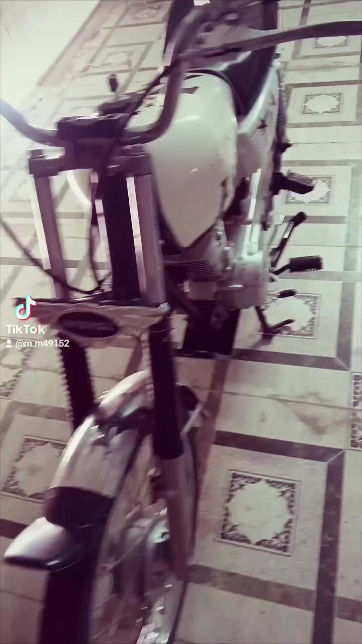 سلام عليكم دراجه انتنس صارلهه شهرين معمره مامحطوط سبانه عليهه الشراي يجي خاص مكان كيمت نهر سعد


**إذا كنت صاحب هذا الإعلان وتريد حذفه لأي سبب، رجاءا أرسل رسالة إلى الدعم الفني**