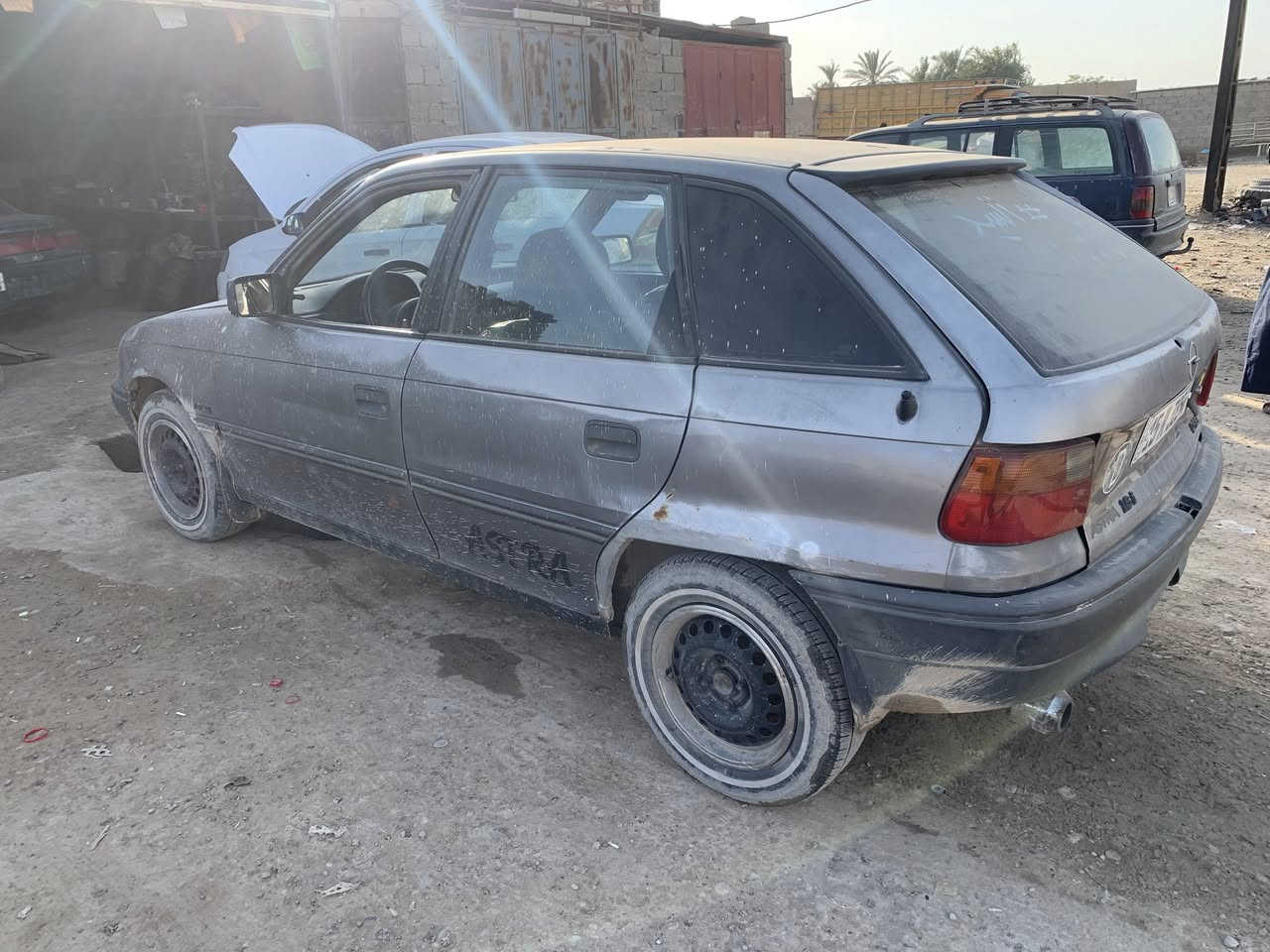 سلام عليكم / اوبل استرا للبيع موديل 92 محرك 1600 رقم أنبار مشروع وطني لسنة 2030 هزه ورقم جديد تحويل ثاني يوم صدري امامي خلفي زين تخم تاير  خيارات مابيها معمره 
السعر 30 وبيها مجال قليل / مكاني سامراء المقدسه 
واتساب فقط / ***********
اتصال فقط / ***********
