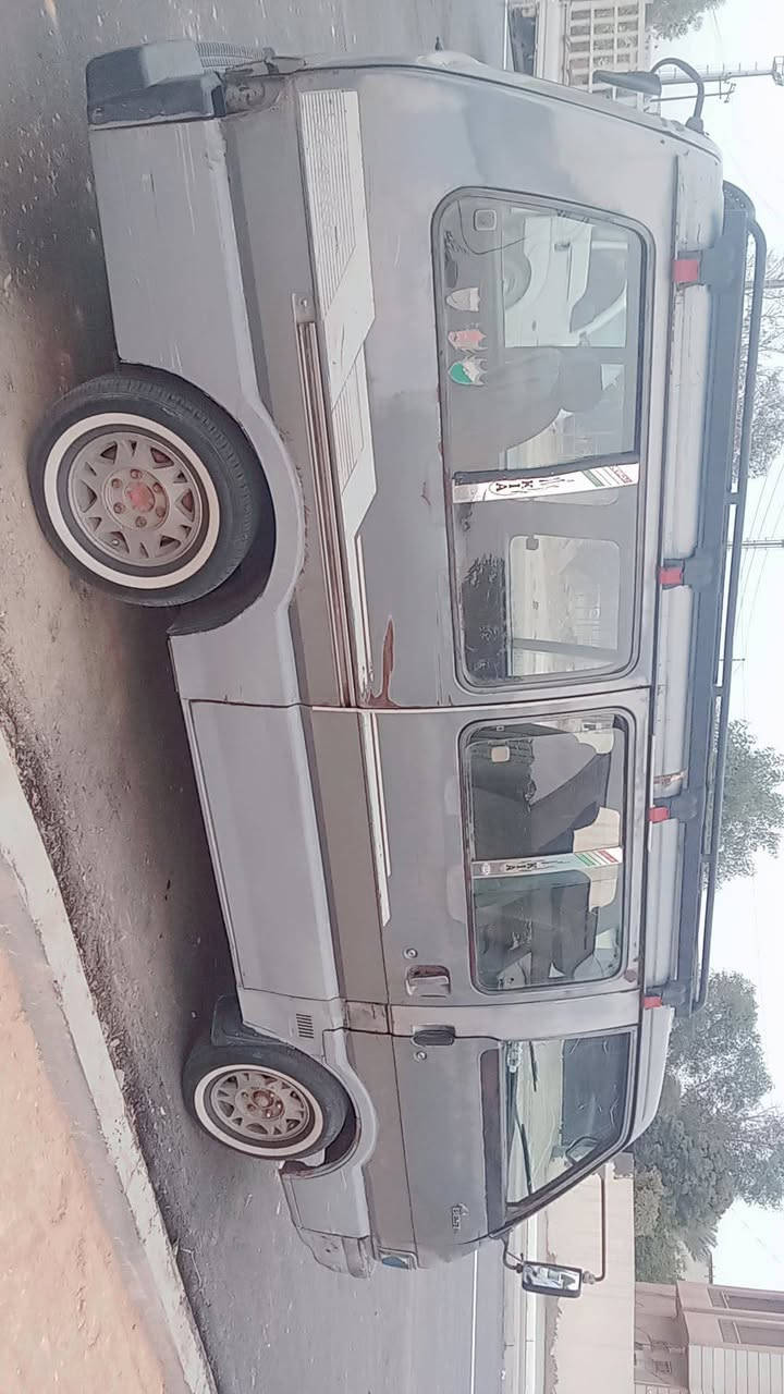 كيا بستا 93 للبيع مكان بابل السعر 17 ورقه ***********
