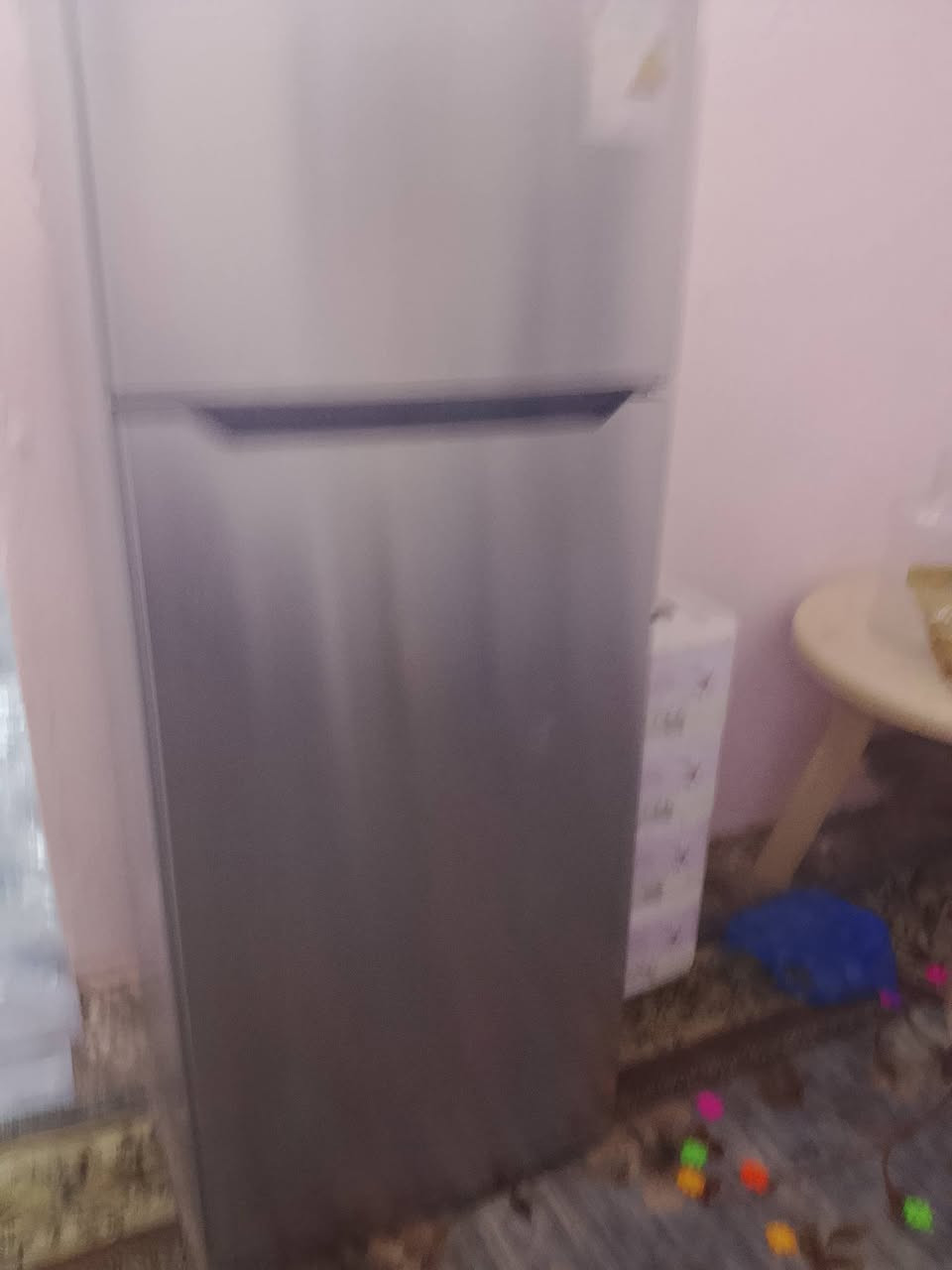 اغراض للبيع ثلاجه جديده والمبرده جديده السعر الخاص ***********
